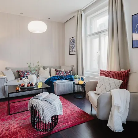 Apartment Days - Stylish - Netflix - Hip District Prague