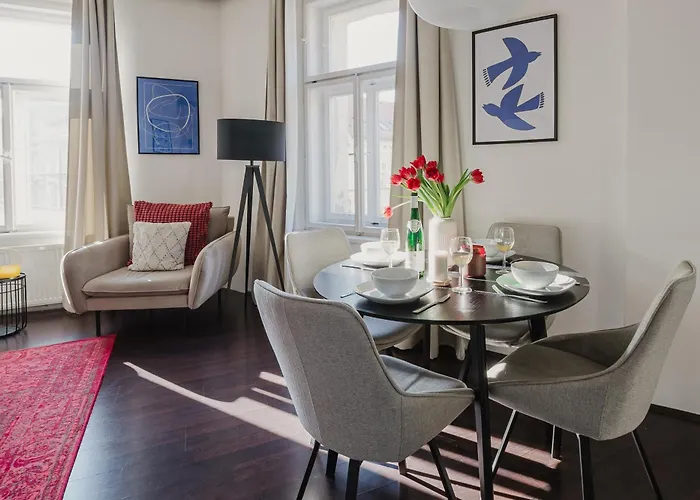 Days - Open-plan With Netflix In Zizkov Apartmán
