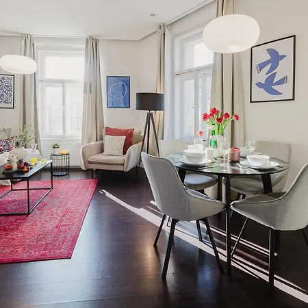 Prague Days - Open-Plan Apartment With Smart Tv In Zizkov